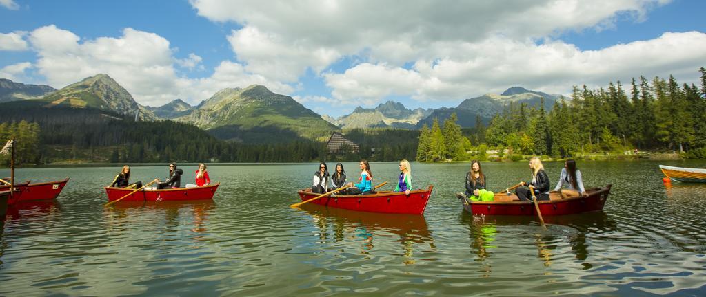 Hotel Aquacity Mountain View 포프라트 외부 사진